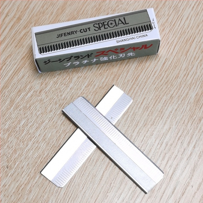 Set noževa za oblikovanje obrva, 10 komada, nehrđajući čelik, valoviti rub, za jednokratnu upotrebu