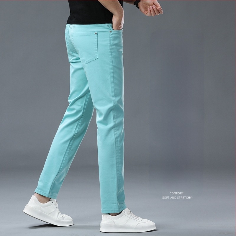 Muške traperice ravnog kroja, 98% pamuk, mikro-elastičnost, zatvarač, pet džepova