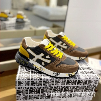 Unisex casual tenisice s debelim potplatom, gornji dio od prve sloj govedje kože + umjetna koža + tkanina; unutarnji dio od ovčje kože; prednje vezanje; potplat od gumene pjene