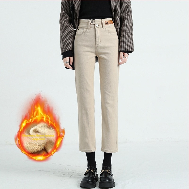 Ženske traperice s ravnim krojem, flis navlaka, visokim strukom, duljina 9/10, 70–80% pamuka