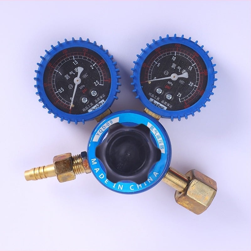 Diafragmatski mjerni tlak, otporan na udarce; Model: Otporan na udarce reduktor tlaka kisika; Izlazni tlak: 2.5