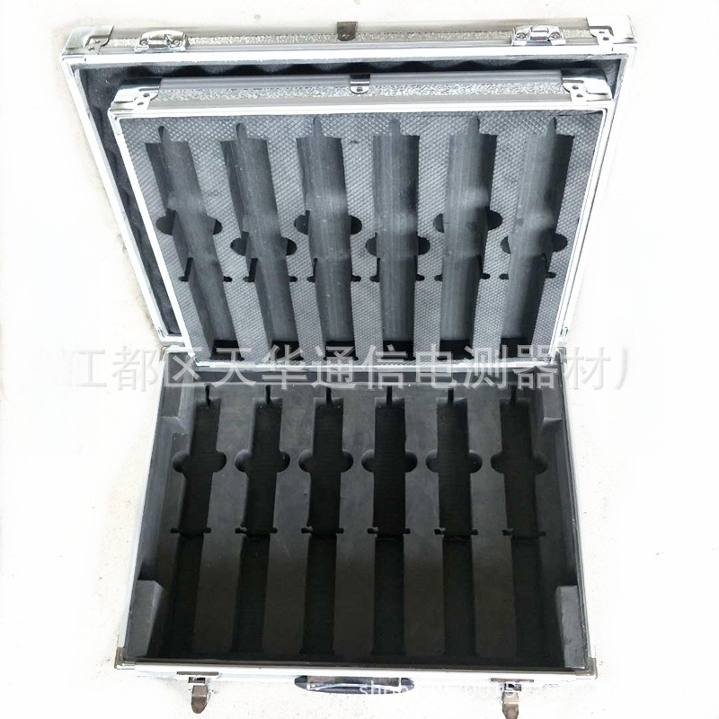 Set za uzimanje uzoraka transformator ulja u kutiji od aluminijske legure, s posudama za ulje (4/6 komada) i bočicama sa širokim otvorom od 250 ml
