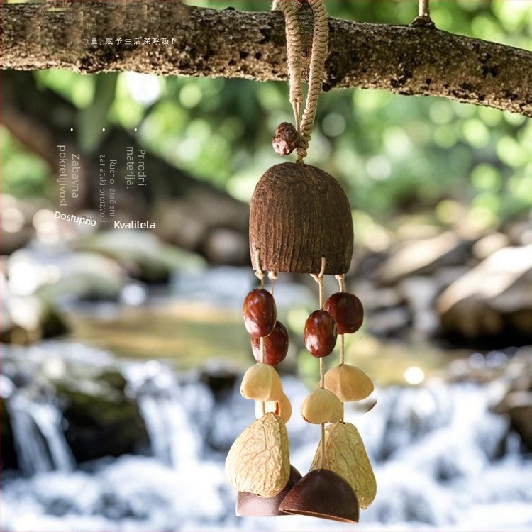 Ručni drveni privjesak s zvončićem za auto i torbicu, prirodni stil, uzorak biljaka i cvijeća, Mulberry Time, Zima 2024