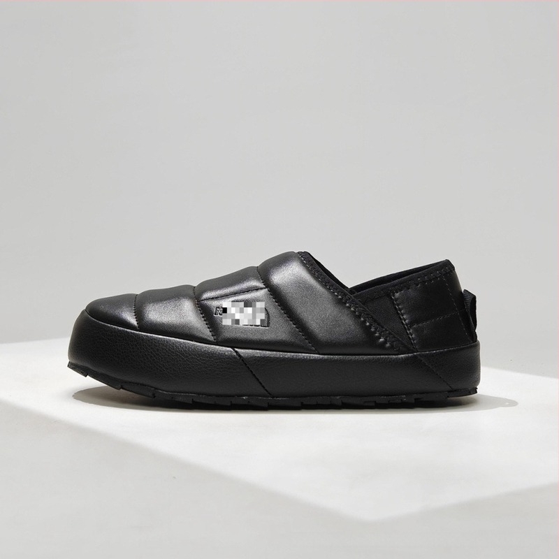 Unisex tenisice za trčanje s toplom podstavom, udobne i otporne; gornji dio TPU + umjetna koža + tkanina; đon od gume; vezanje šnurama.