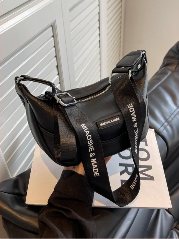 Ženska dumpling torba, 2025 novi modni trend, svestrana torba za rame i crossbody s vrhunskom teksturom