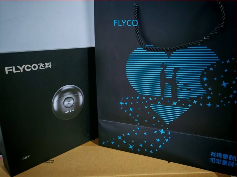 Električna britva s funkcijom čišćenja cijelog tijela, rotirajuća glava s 2 oštrice, brushless motor, ugrađena baterija, 60 minuta rada