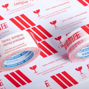 Lijepilo za pakiranje s upozorenjem Fragile, BOPP film, debljina 52 µm, ljepilo na bazi vode, 1 rola, za brtvljenje i pakiranje