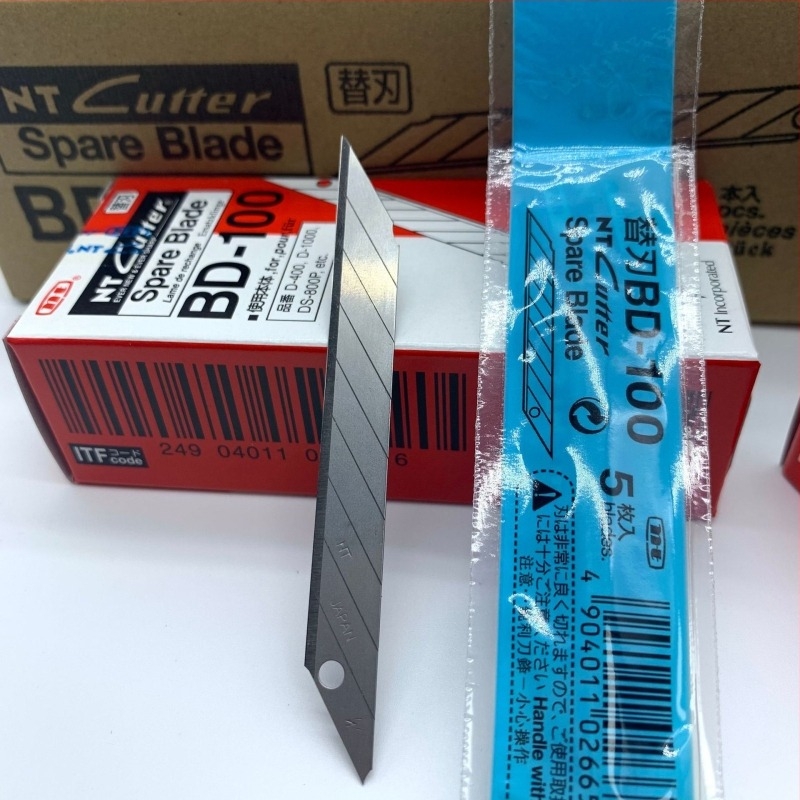 NT Cutter BD-100 zamjenska oštrica za alat za rezanje, SK2, dimenzije oštrice 0.38×9×72 mm