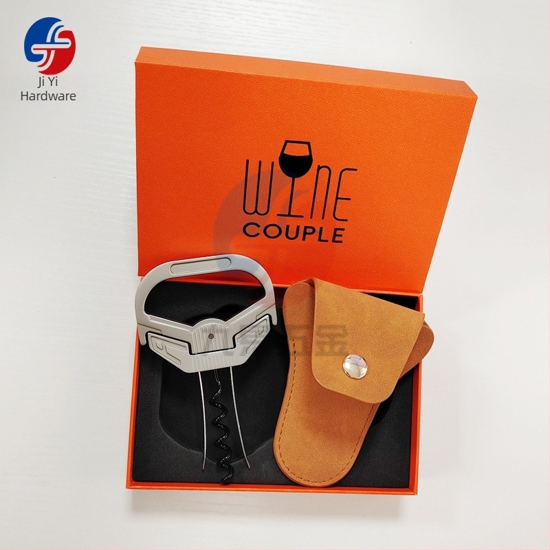 Otvarač boce vina – cinkov legura, prilagođeni logotip, Nine Easy brend, poklon set u kutiji, lansiranje 2024