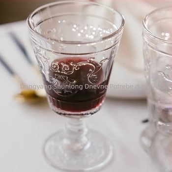 Jinya čaša za vino — reljefni francuski dizajn, retro luksuz stil, vintage dvorski doživljaj