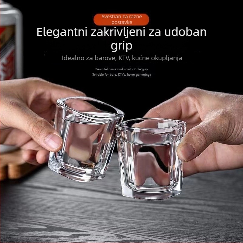 Set od 6 staklenih čaši za liker s modernim minimalističkim dizajnom, ispisano logo, zapreminu 1–100 ml
