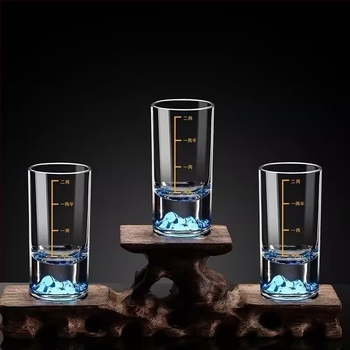 Vina čaša od bezolovnatog kristala, moderni minimalistički stil, pakiranje: jedan komad