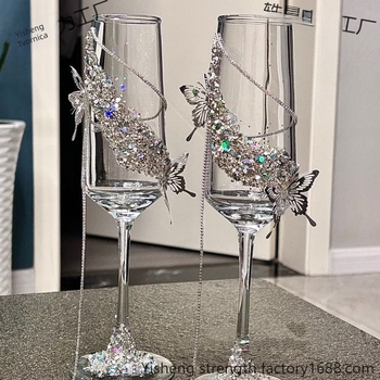 Vjenčana čaša za toast od bezolovnatog kristala, kapacitet 1–100 ml, cvjetni oblik, novi kineski stil, mogućnost prilagodbe