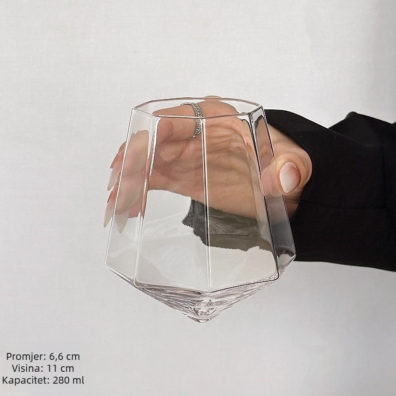 Viski čaša od stakla – premium kvaliteta, jednostavan stil