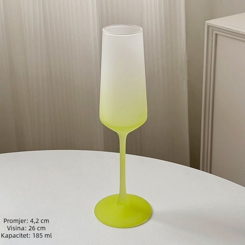 Koktel čaša u francuskom stilu, mat završna obrada; materijal: obično staklo; pakiranje: setovi; logotip: nema.