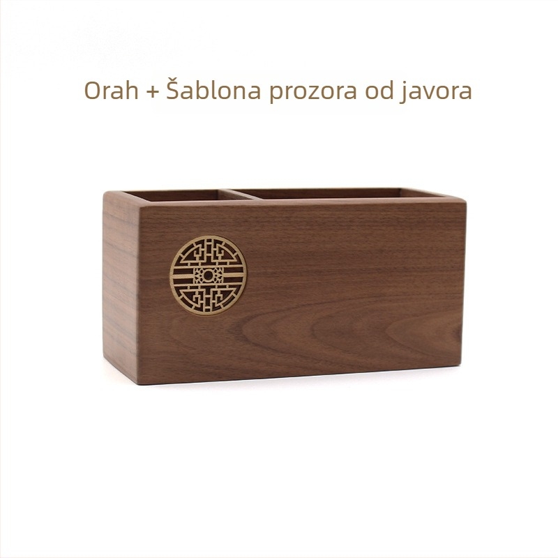 Drvenikvadratni držač olovaka s graviranjem i tiskom logotipa, pogodan kao dar za završnu maturu i poslovni dar.