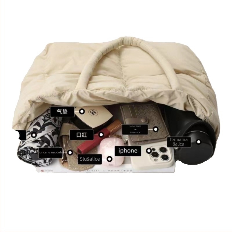 Ženska bucket bag, kvilirana pliš materija, unutarnji džep sa zatvaračem, podstava od poliestera, jedna naramenica