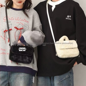 Casual vunena torba preko ramena s jednim remenom — kvadratni kroj, podstava od poliester-pamuka, pogodna za svakodnevna putovanja