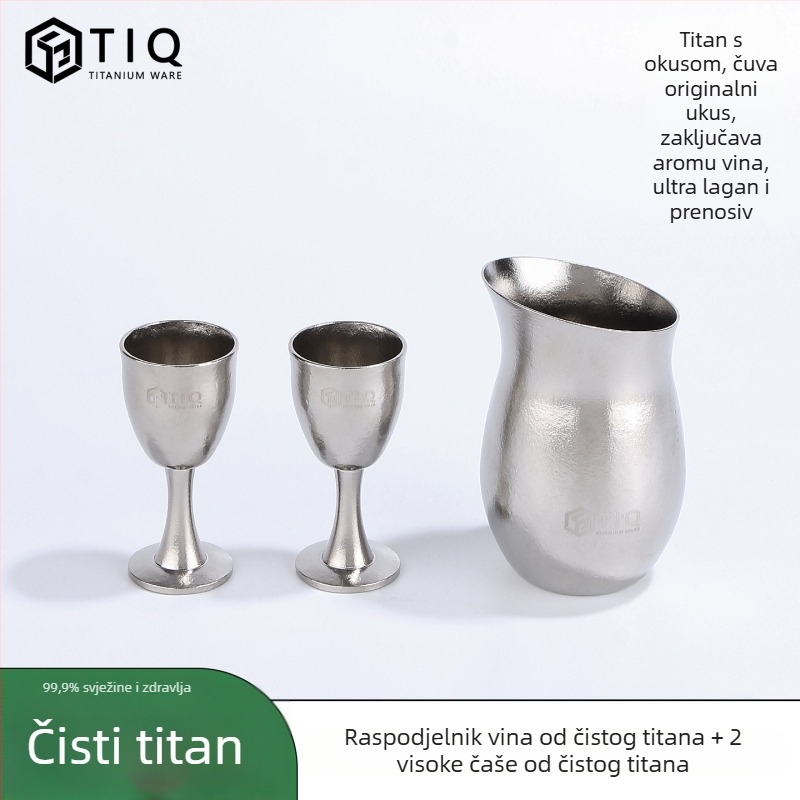 Titanijska bočica za vino – velika kapaciteta, cilindričnog oblika, zatvorena, prenosiva za vanjsku i kućnu upotrebu