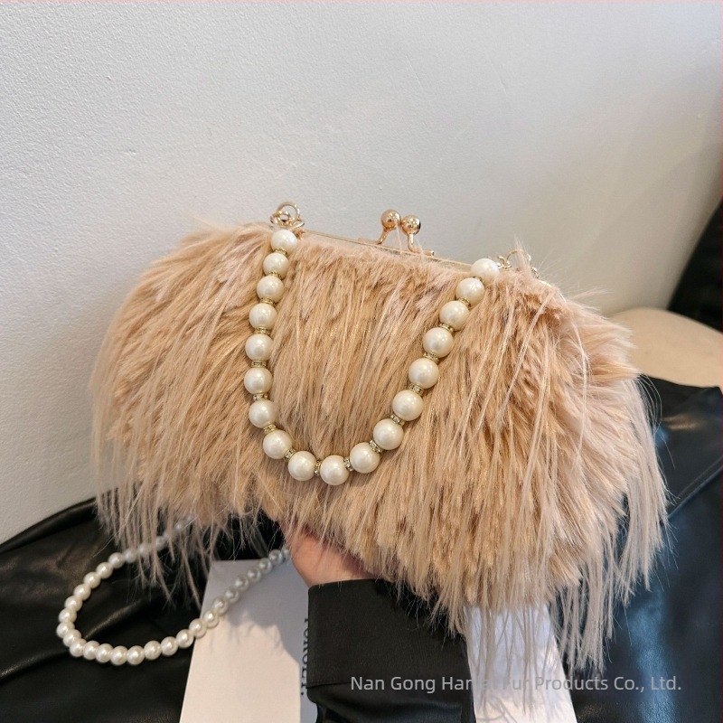 Plišana torbica s perlama i plavnim ukrasima, torba preko ramena (Materijal: pliš; Podstava: PU; Oblik torbe: horizontalni kvadrat; Brava: zaključavanje; Unutarnji prostor: džep za mobitel)