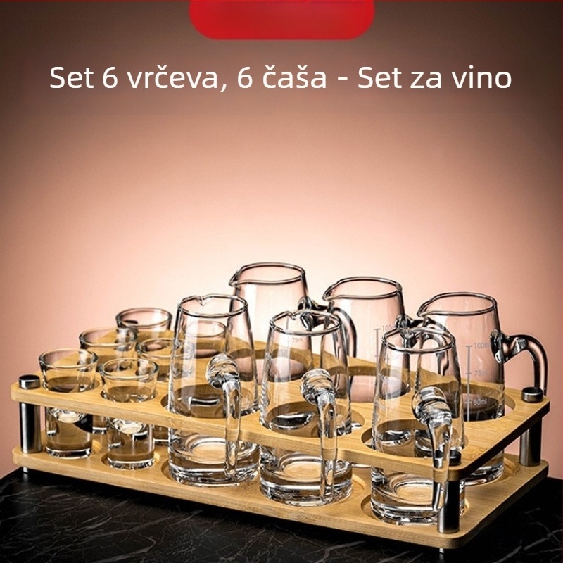 Set vinskog posuđa s dekanterom i malim čašicama, staklo, moderni minimalistički stil, bez logotipa, gravirana mjerna skala, lansiran zimi 2020, kvaliteta prvog reda