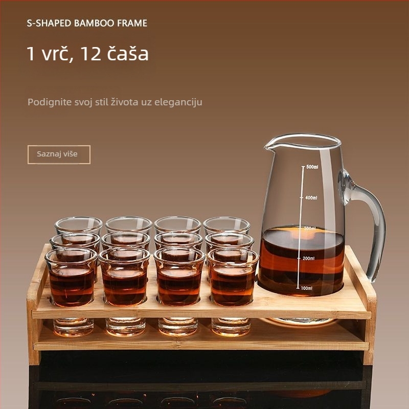 Set vinskog posuđa s dekanterom i malim čašicama, staklo, moderni minimalistički stil, bez logotipa, gravirana mjerna skala, lansiran zimi 2020, kvaliteta prvog reda