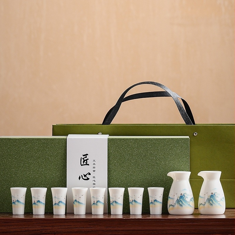 Porcelanski set za piće s modernim minimalističkim dizajnom; mogućnost tiskanja logotipa; lansiranje 2023.; vrhunska kvaliteta.