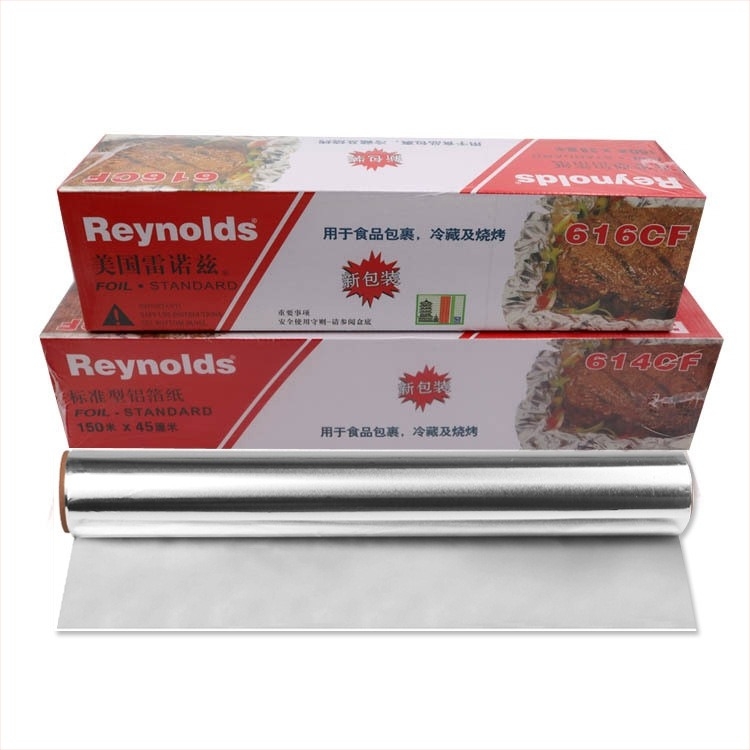 Reynolds pekarski papir i aluminijska folija, čvrst oblik, moderan minimalistički stil, komercijalna uporaba