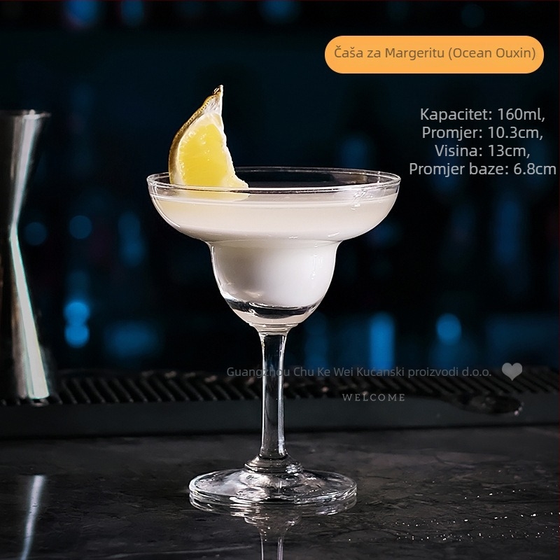 Martini čaša, stakleni materijal, kapacitet 201–300 ml, moderan minimalistički stil, koktel čaša
