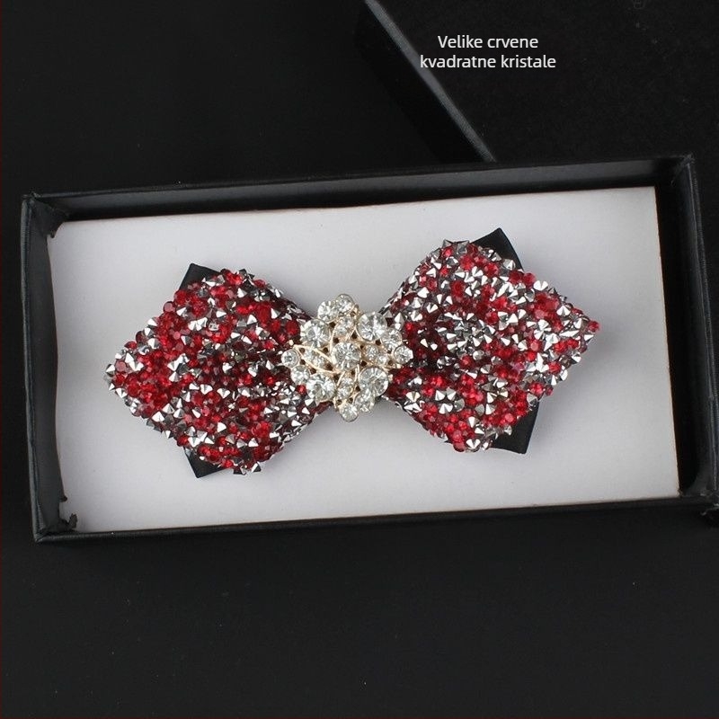 Leptir-mašna s kristalnim ukrasima i kožnim jezgram