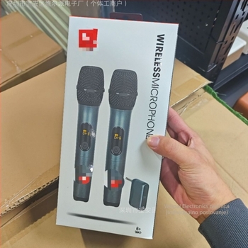 Bežični lavalier mikrofon sustav s Bluetooth 5.3, raspon 100 Hz–20 kHz, SNR ≥70 dB, trajanje baterije 6–8 h