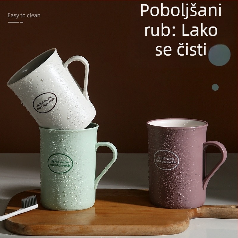 Plastična čašica za četkicu za zube i ispiranje usta