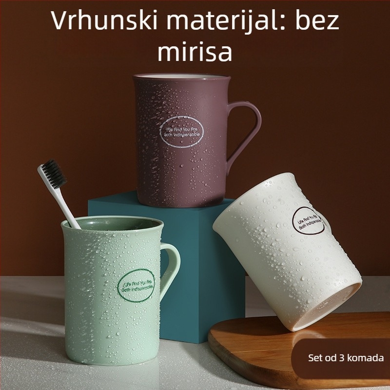 Plastična čašica za četkicu za zube i ispiranje usta