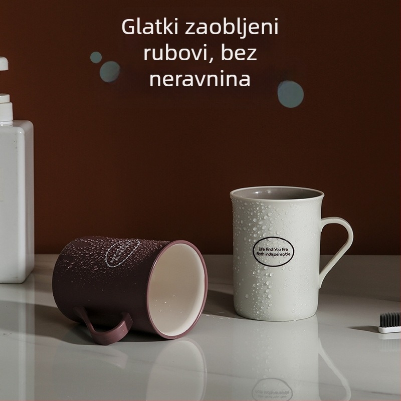 Plastična čašica za četkicu za zube i ispiranje usta