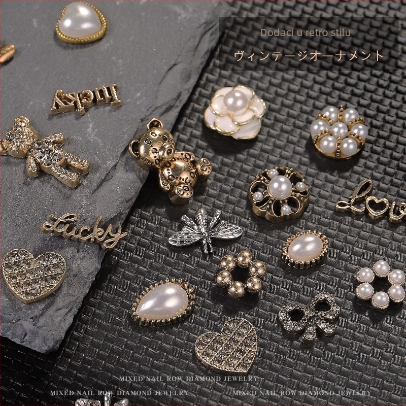 Dekor za nokte od legure – vintage stil, medvjed, srce, zvijezda s petokrakom, slovo, mašna; Materijal: legura; Serija: Alloy Series; Vzor: Ljubav; Stil: Jednostavan; Neto težina: 13 g