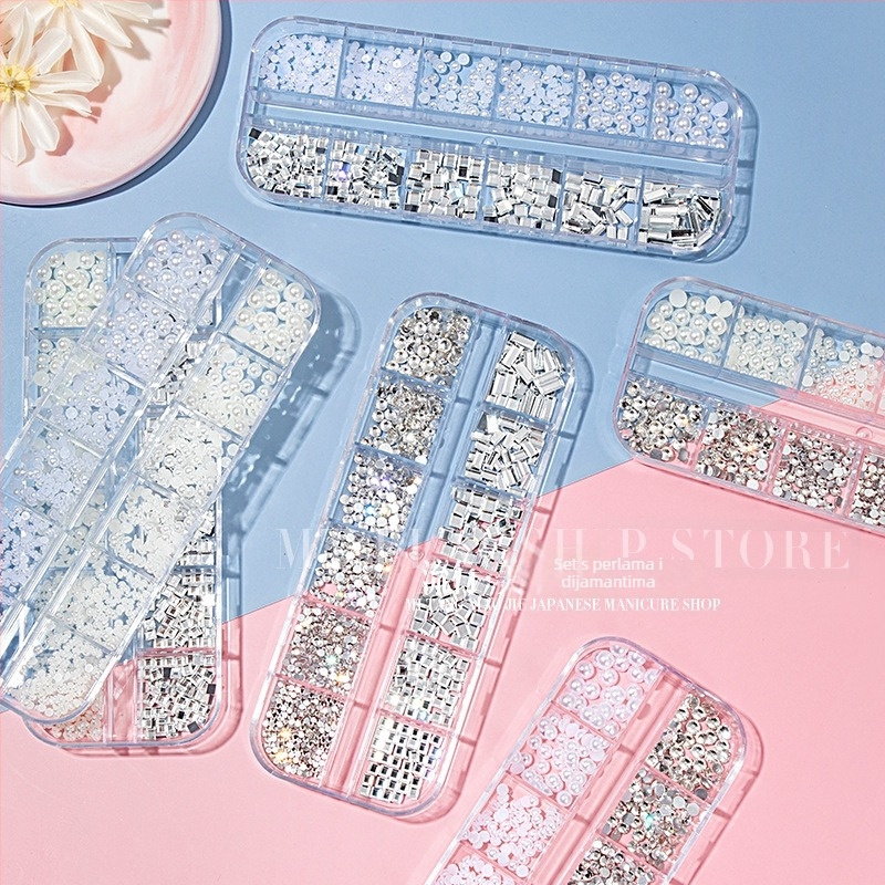 Nakit za nokte od plastike s dijamantima - Princess Series, uzorci: Shell, Moon, Blocks, Chain, Miss Gooey / Miss Honey, Guangzhou