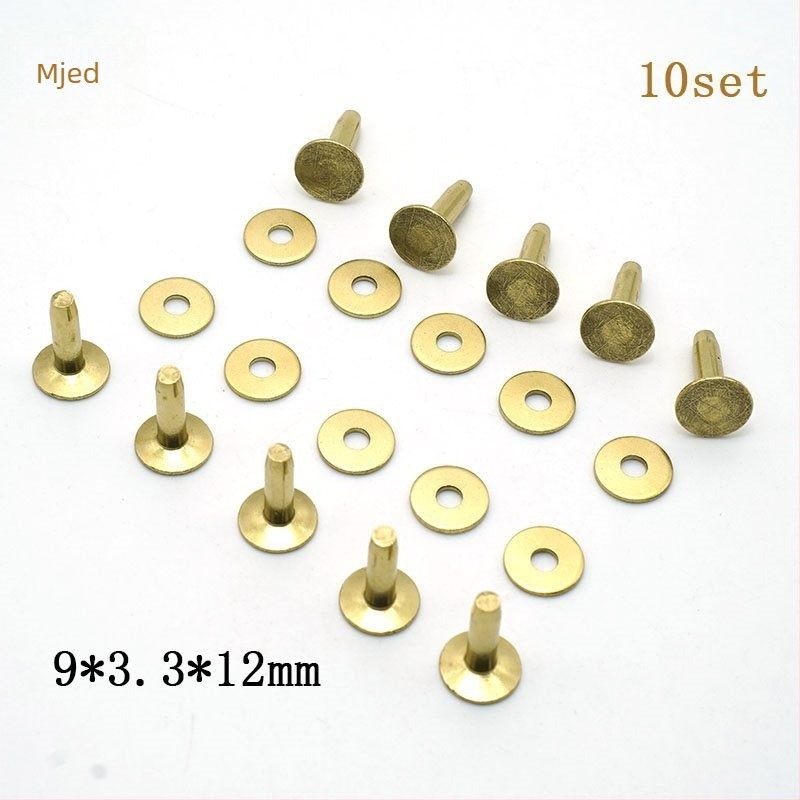 Kožni metalni dodaci za torbe i kaiše s nitima — materijal: drugi; obrada: vezenje; porijeklo: drugo; uzorak: drugo