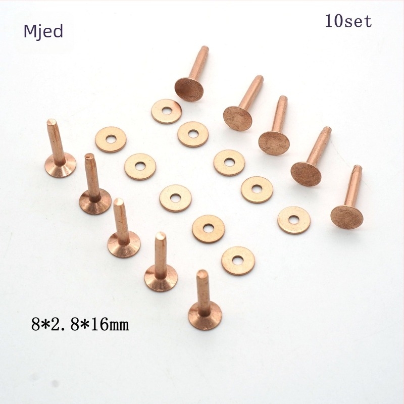Kožni metalni dodaci za torbe i kaiše s nitima — materijal: drugi; obrada: vezenje; porijeklo: drugo; uzorak: drugo
