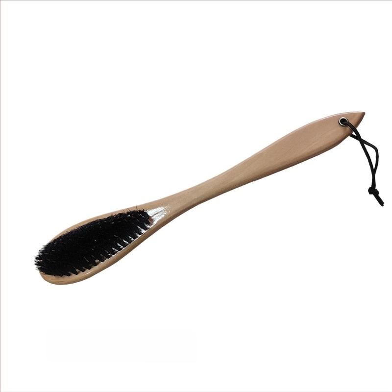 Drveni cipohvat i četka za odjeću s dugim držalom — Brand Trendy, Model Clothes brush and shoehorn
