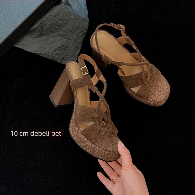 Ženske retro sandale s debelim potpeticama iznad 8 cm - otvoreni prsti, s jednom kopčom, gornji dio od nubuk kože, potplat od gume TPR