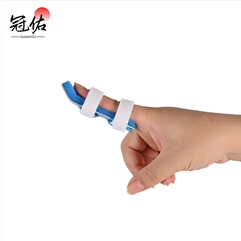 Šina za prst od aluminijske legure s perforiranim ventilacijama i pjenastom podlogom za fiksaciju zgloba prsta