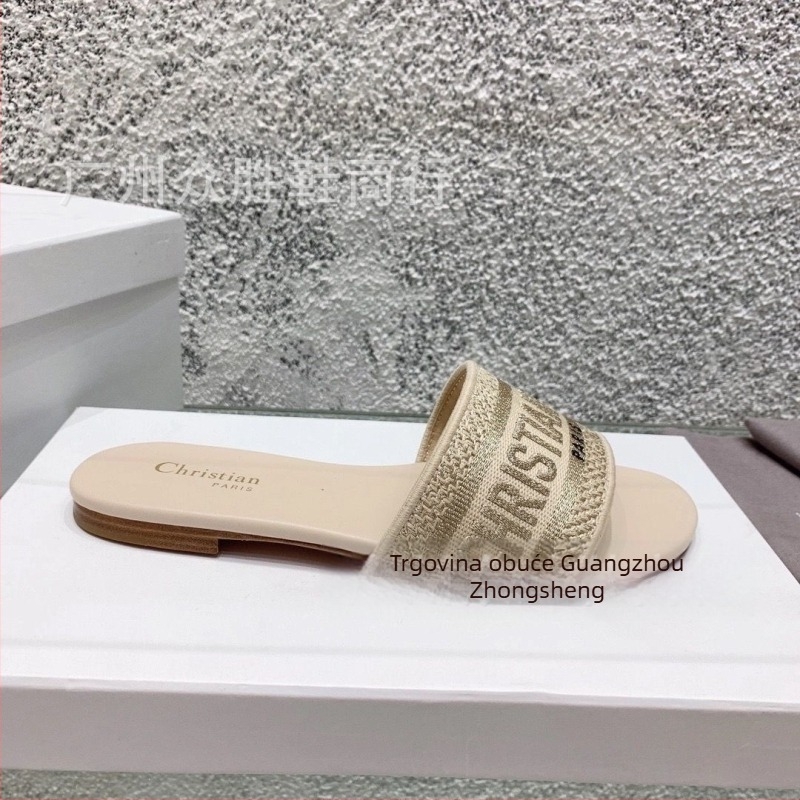 Ženske plosnate papuče s jedne linije šivanjem – gornji dio od ovčje kože, gumena potplata, slip-on, prozračne i lagane