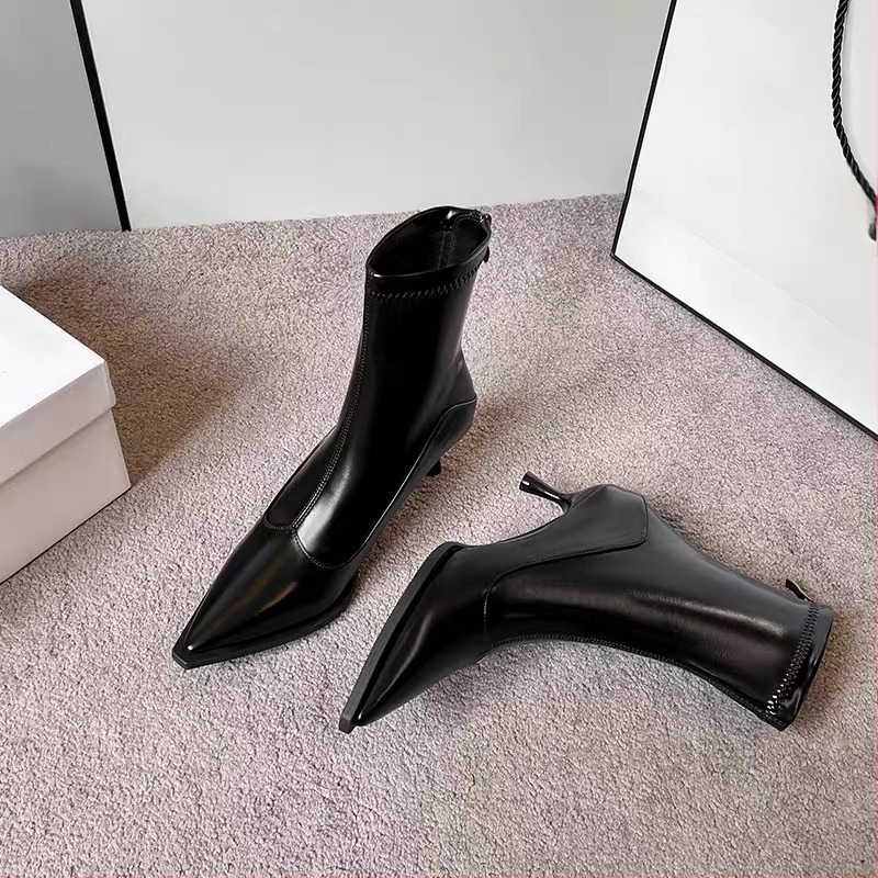 Ženske uske čizme s oštrim vrhom, PU gornji dio, 6–8 cm tanka potpetica, zatvarač straga