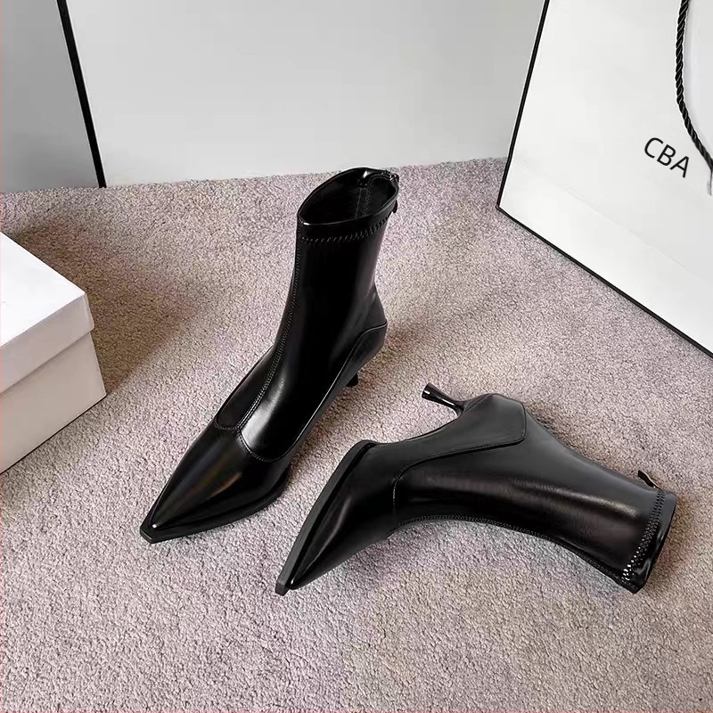 Ženske uske čizme s oštrim vrhom, PU gornji dio, 6–8 cm tanka potpetica, zatvarač straga