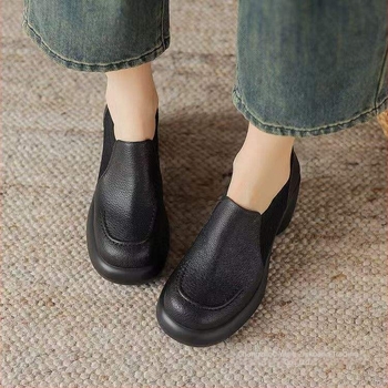 Ženske Mary Jane ravne cipele s pletenim gornjim dijelom i kožnim panelima; slip-on; niski pet; pjenasti đon