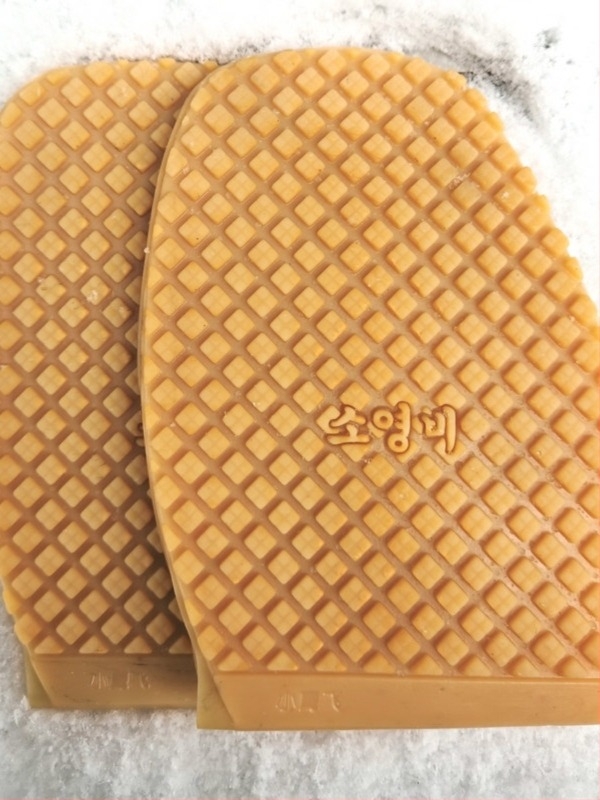 Peta za obuću s debelom drvenom bazom, protuklizna na snijegu i ledu, protiv smrzavanja, otporna na habanje i tiha