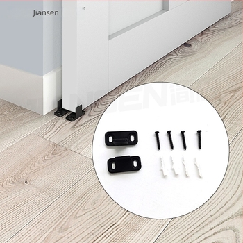 Swing stopper za vrata stila barn door, materijal POM, podno montiranje, ručno upravljanje, marka Johnson