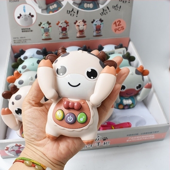 Uređaj za rano obrazovanje — priče stroj; svjetlosne i zvučne funkcije; interaktivna glazba i roditelj-dijete igra; materijal: plastika; napajanje: baterije; za djecu 4–6 godina