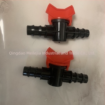 Četverostruki ventil s ravnim protjecajem, tip deflektora, model 16, plastika