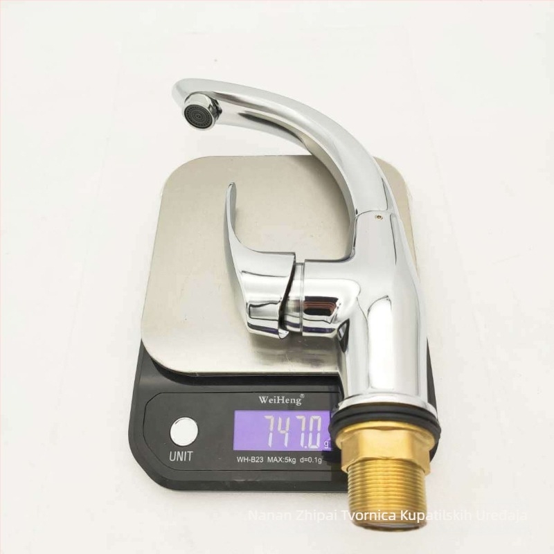 Kuhinjski slavina, okretna, cinkov legura, mije vodu toplo i hladno (Model zp-094; radni raspon 0–90°C; nazivni tlak 0,8 MPa; promjer sjedala ventila 35 mm)